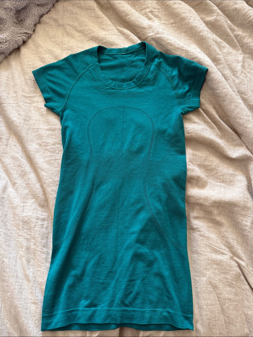 Lululemon Swiftly Tech Blue-Green Tee